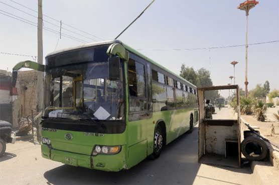 300 Syrians leave rebel town under Daraya deal
