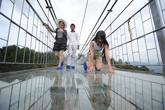 Chinese glass bridge, world's longest, closes