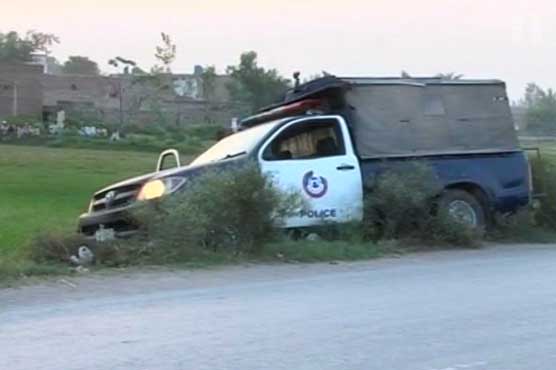 Peshawar: Blast near police mobile results in martyrdom of 1 official