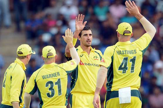 Starc helps Aussies skittle Sri Lanka for 195