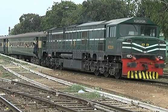Second special Eid train leaves for Lahore from Karachi 