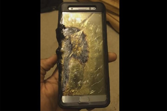 Samsung shares plunge over smartphone explosion debacle