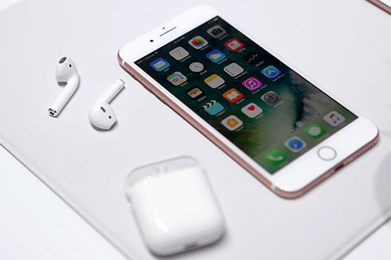 Apple's iPhone 7 launches; sold-out models leave some disappointed