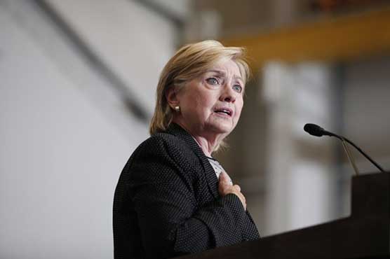 Clinton poll lead vanishes in race's final stretch