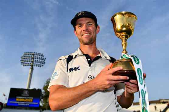 Middlesex win Championship to deny Gillespie title send-off