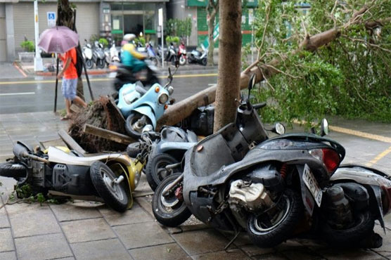 Typhoon Megi kills one in China after Taiwan destruction
