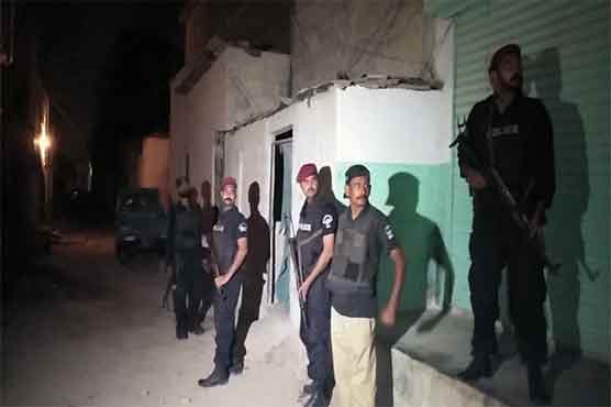 Karachi: 44 detained during police, Rangers operation