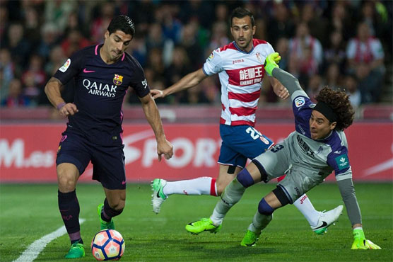 Football: Neymar hits 100 as Barca remain on Madrid's tails