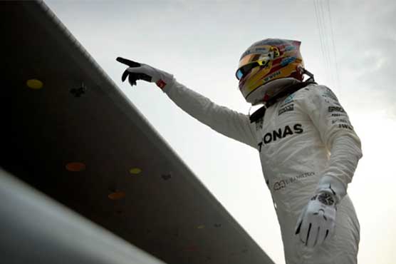 Formula One: Hamilton romps to pole position in China