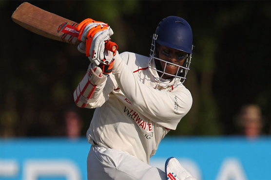 Age no barrier as Chanderpaul rescues Lancashire
