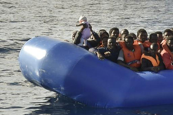 Frenzied rescues in Med save over 2,000 migrants