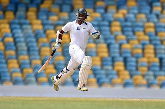 Ton up for Chanderpaul, Cook hits fifty on county return