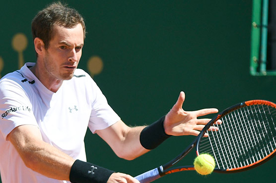 Murray makes winning return to start clay campaign