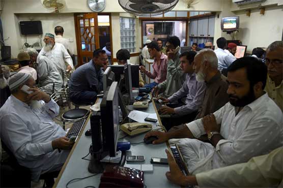 PSX 100-index gains 729 points at closing