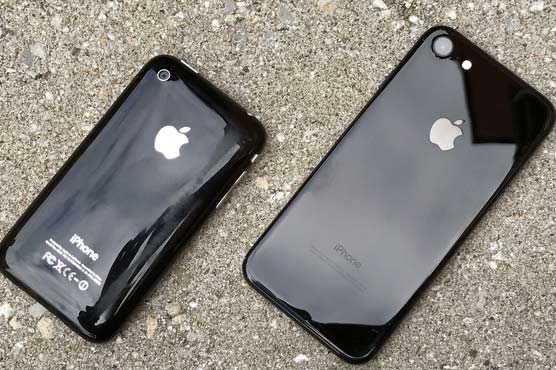 Apple aims at greater use of recycled materials to make gadgets