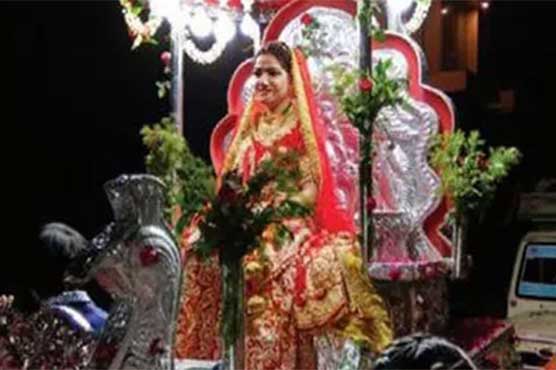 Bride leads 'baraat' to groom's door in India