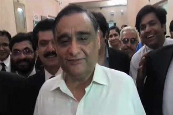 Dr Asim declares Imran Khan 'actor'