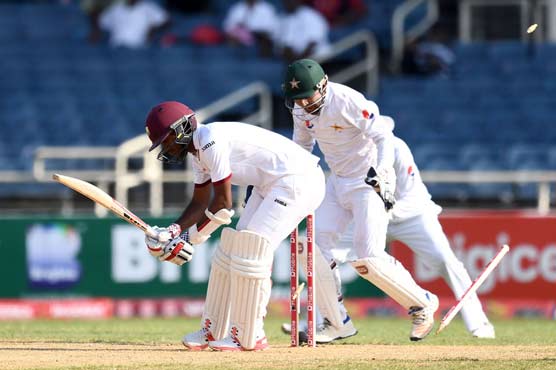 Pakistan 13-2 at lunch, need 19 to win