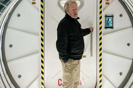 There are aliens out there says director Ridley Scott