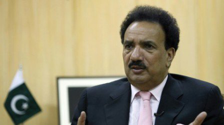 Rehman Malik unable to tell difference between Trump's real and fake Twitter handles