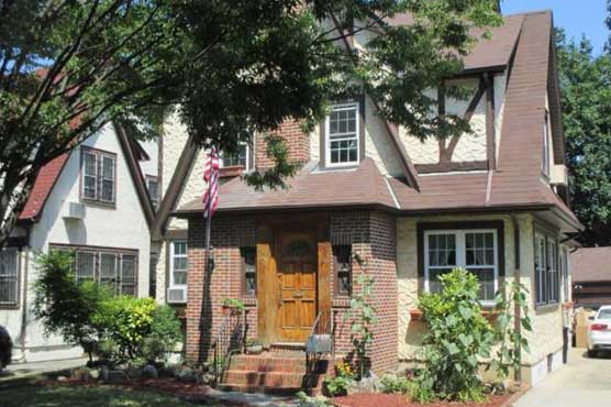 Trump's childhood home listed on AirBnb at $725 a night