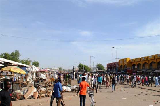 Nigeria suicide bombers kill 28, wound 82