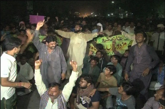 Faisalabad: Power looms workers end sit-in