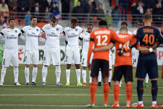 French league pays tribute to Barcelona victims