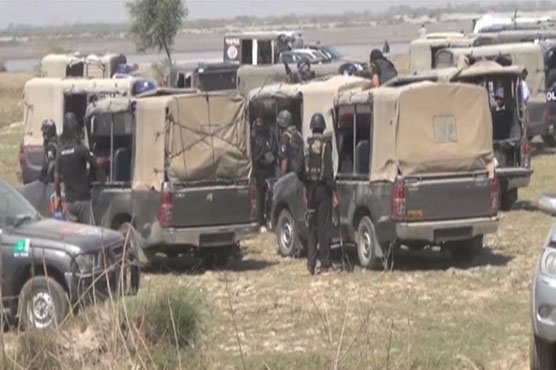 Bandits kidnap eight policemen in Rajanpur