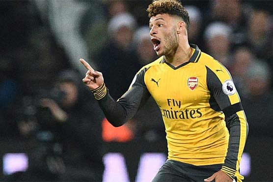 Oxlade-Chamberlain joins Liverpool for $45.1 million