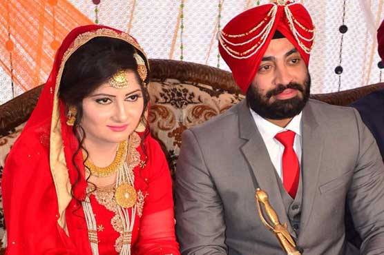 First Sikh officer of Pakistan Army ties the knot