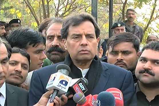 Captain (Retd) Safdar gets fined in court for listening to phone call