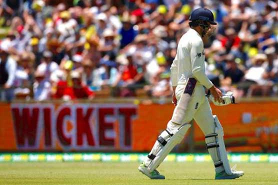 England tail collapses after record stand to post 403