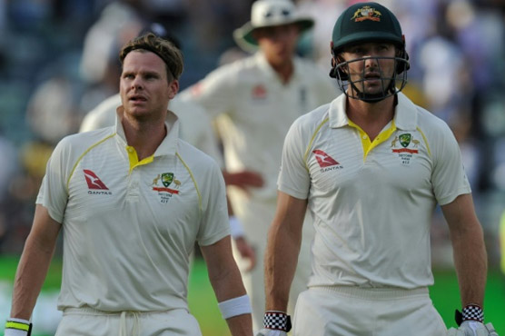 England face 'huge session' as Smith nears century in Ashes Test