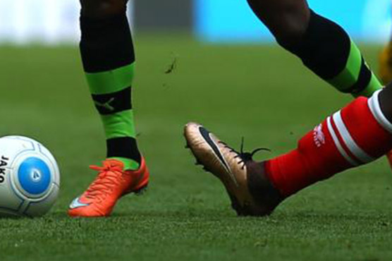 One dead as fans clash after Algeria derby