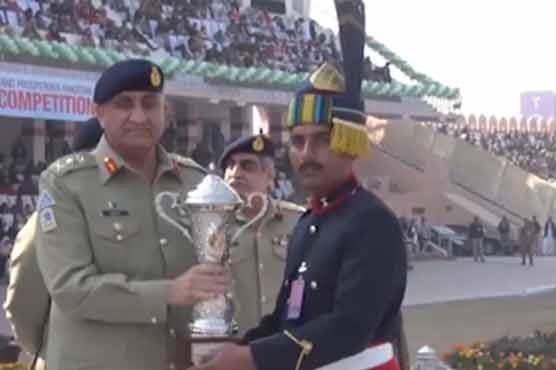 COAS distributes prizes among position-holders of Army Band Competition 2017