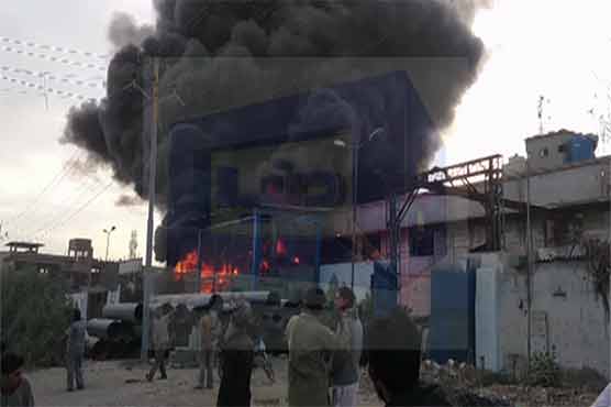 Fire erupts at plastic warehouse in Karachi