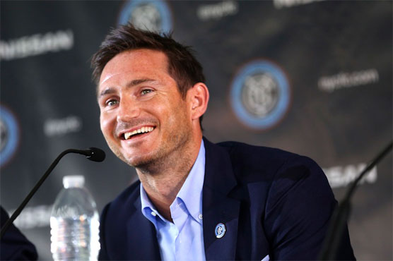Former England and Chelsea midfielder Lampard retires at 38