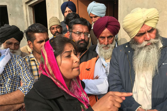 In India's Punjab, jobless youth take a chance with anti-establishment party