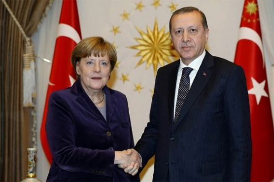 Merkel in Turkey to salvage battered alliance