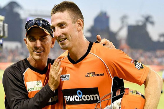 Justin Langer backs Shaun Marsh to bat at six in India