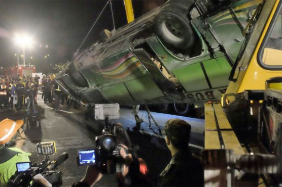Tour bus crashes in Taiwan, killing at least 32