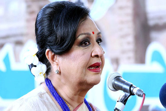 Shabnam stresses team work for revival, development of film industry