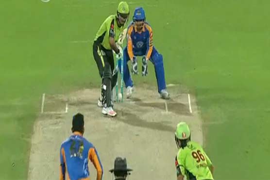 Lahore Qalandars beat Karachi Kings by 7 runs in thrilling contest