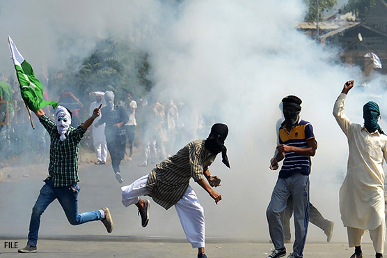 Troops shell Kashmiri locals offering funeral prayers in absentia of Sehwan martyrs