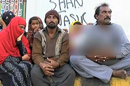 Karachi: Family protests against Sindh health minister as four-year-old ailing boy dies