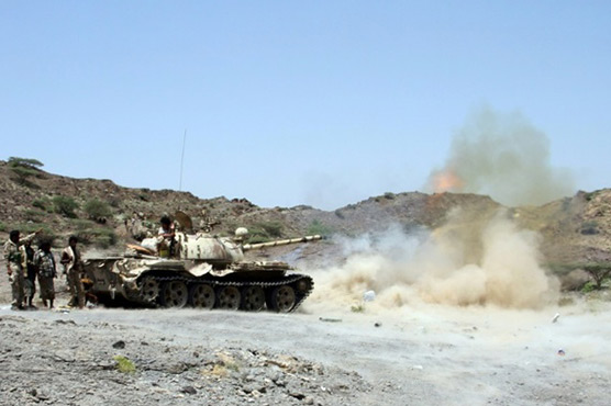 Bombing, air strikes kill 25 in Yemen