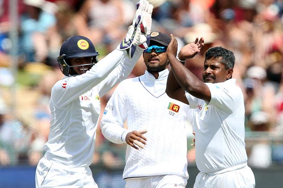 Herath keeps pressure, South Africa 297-6 at Day-1