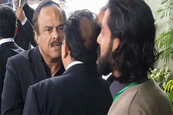 Naeemul Haq furious over Fawad Chaudhry's lone media talk