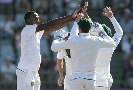 Sri Lanka 130-4, South Africa require 6 wickets to win Test